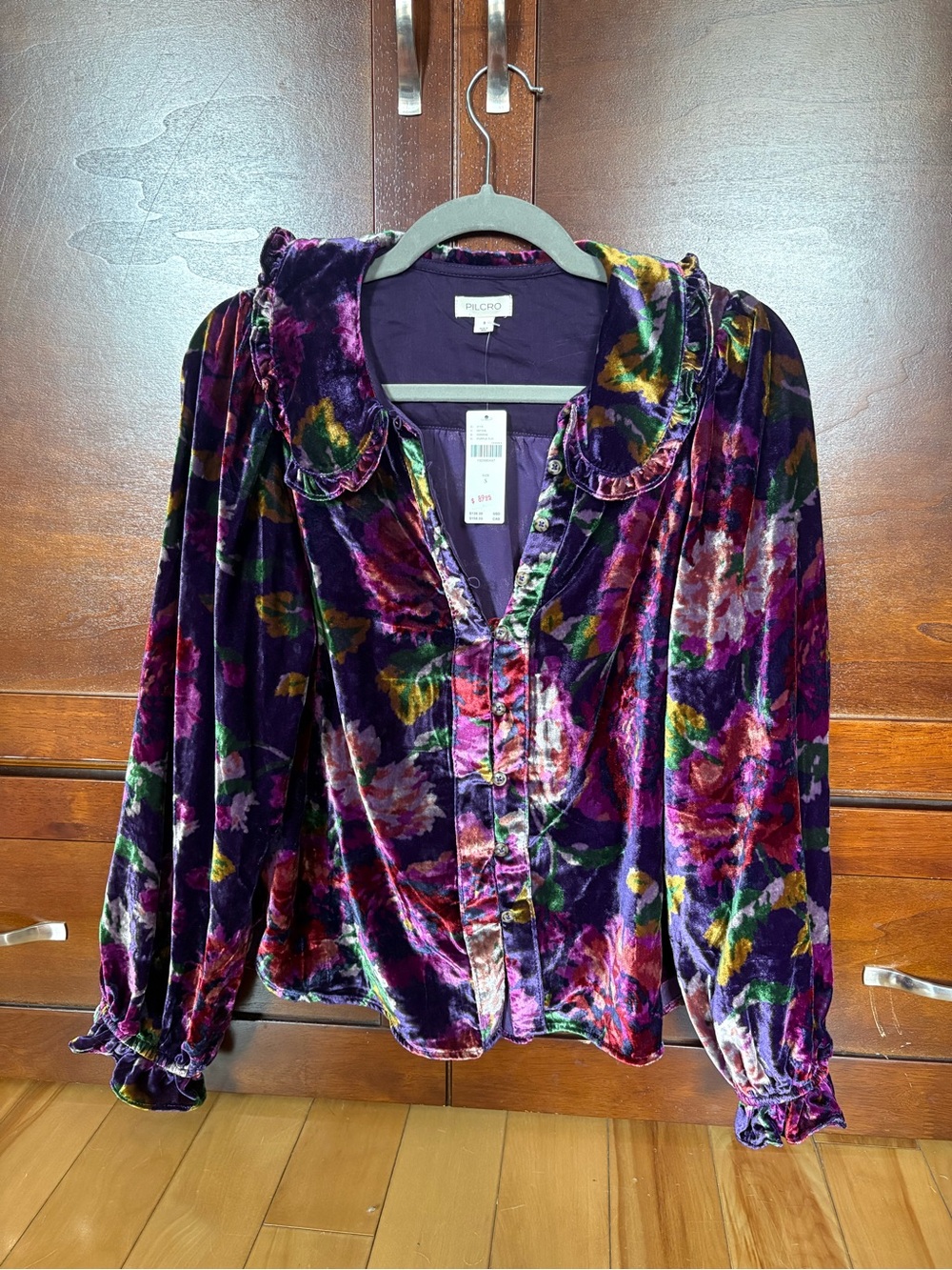 Pilcro Kiera velvet top - Picture 2 of 5